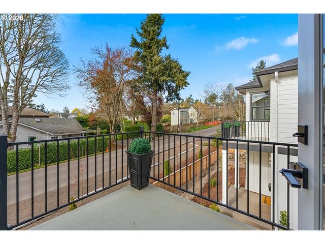 315 E St, Lake Oswego, OR 97034