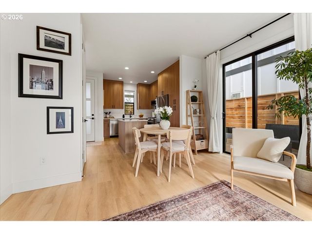 315 E St, Lake Oswego, OR 97034