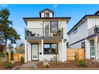 315 E St, Lake Oswego, OR 97034