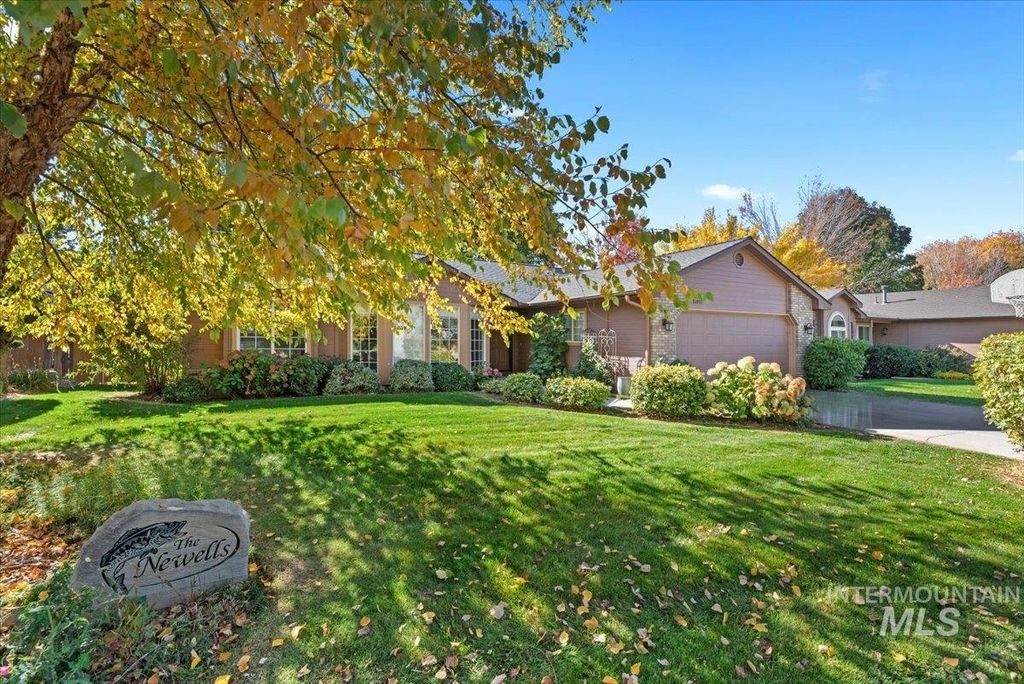 12493 W Driftwood Dr, Boise, ID 83713 photo 3