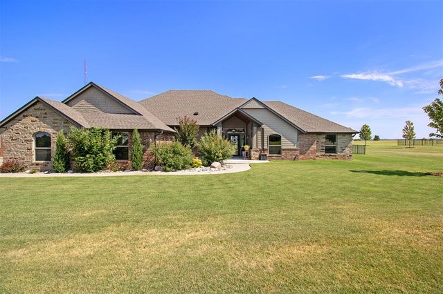 7135 Buck Drive, Tuttle, OK 73089