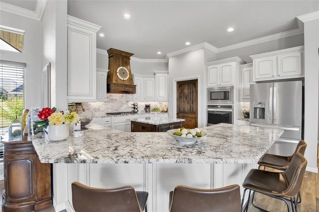 7135 Buck Drive, Tuttle, OK 73089