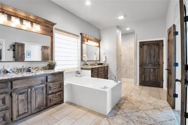 7135 Buck Drive, Tuttle, OK 73089