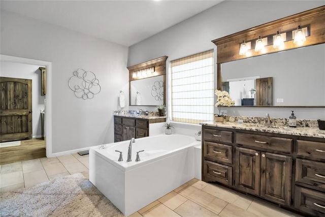 7135 Buck Drive, Tuttle, OK 73089