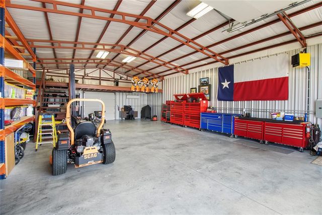 7135 Buck Drive, Tuttle, OK 73089