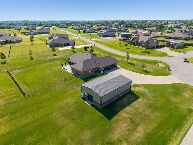 7135 Buck Drive, Tuttle, OK 73089