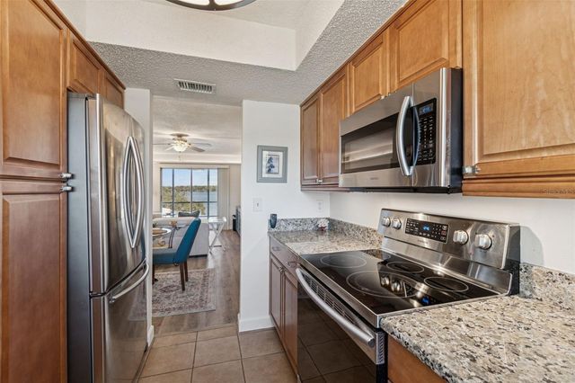 90 S HIGHLAND AVENUE 1306, Tarpon Springs, FL 34689