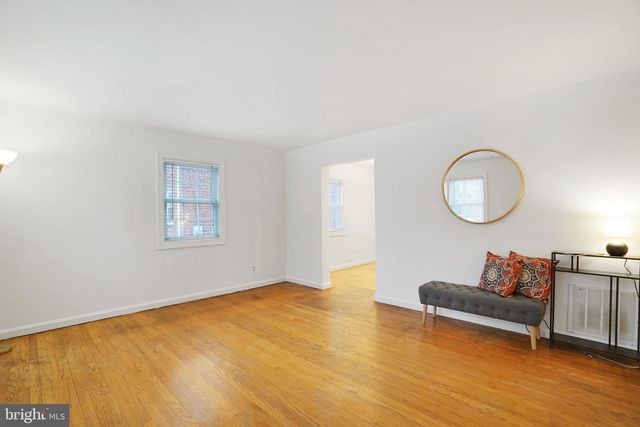 3 E ALEXANDRIA AVE, Alexandria, VA 22301