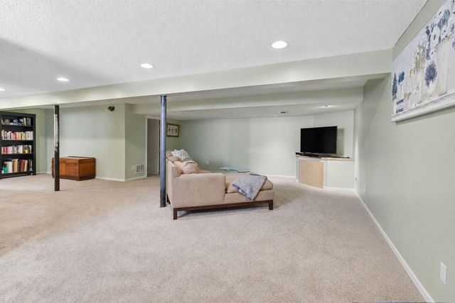 3456 Ensign Avenue N, Crystal, MN 55427