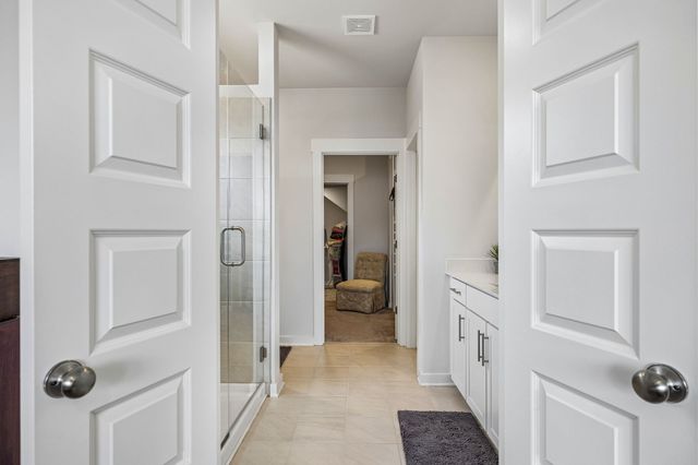 700 Tischer Dr, Hendersonville, TN 37075