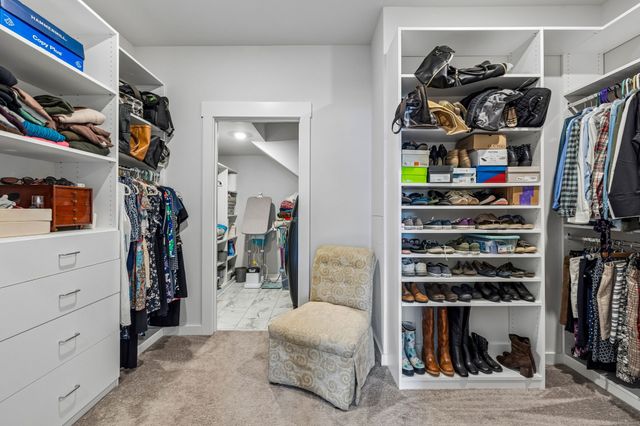 700 Tischer Dr, Hendersonville, TN 37075