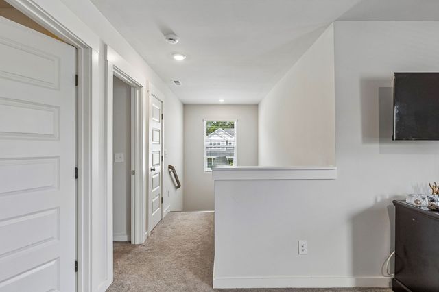 700 Tischer Dr, Hendersonville, TN 37075