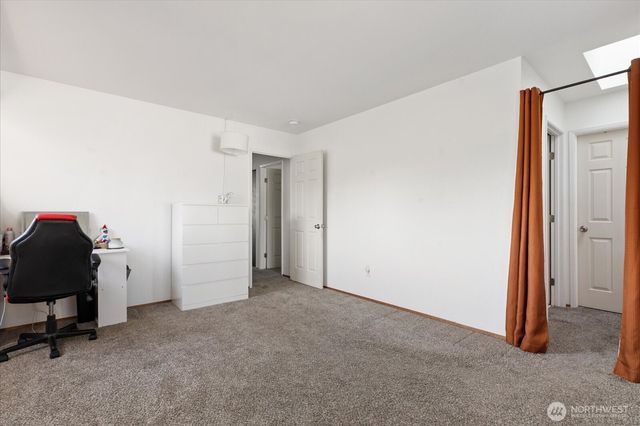 1836 SW Putnam Drive, Oak Harbor, WA 98277