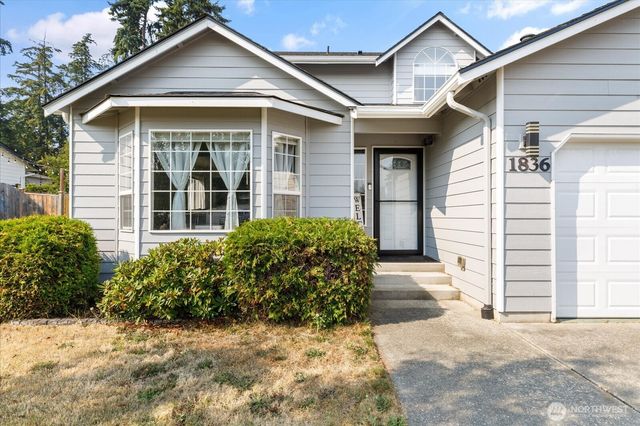 1836 SW Putnam Drive, Oak Harbor, WA 98277