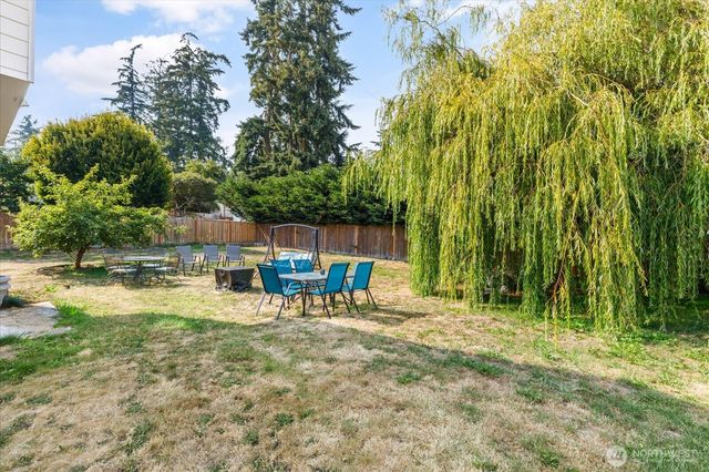 1836 SW Putnam Drive, Oak Harbor, WA 98277