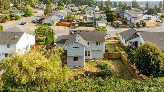 1836 SW Putnam Drive, Oak Harbor, WA 98277