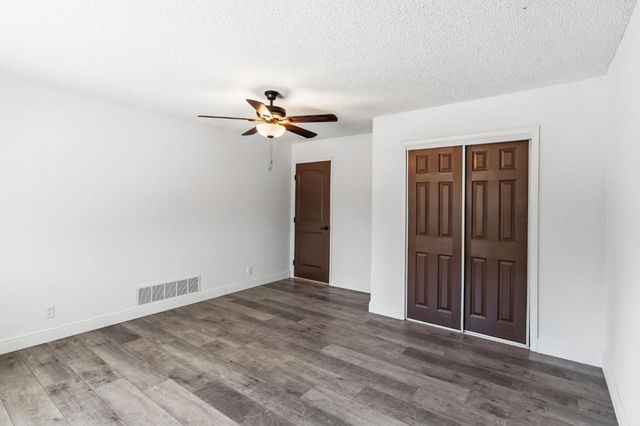 1542 N Lemoore Avenue, Lemoore, CA 93245