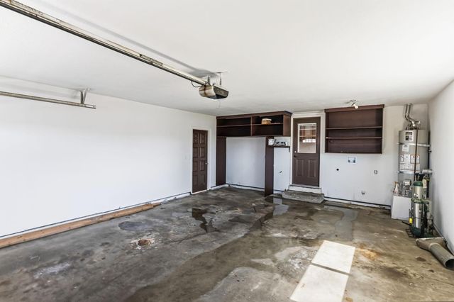 1542 N Lemoore Avenue, Lemoore, CA 93245