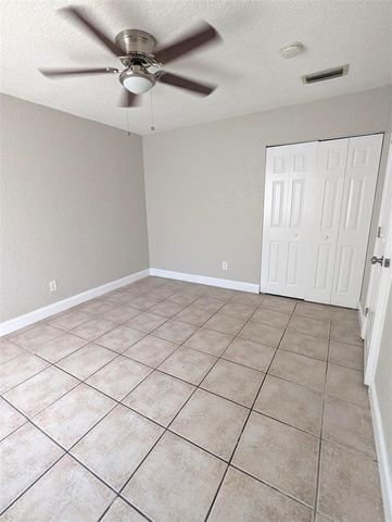 5828 3RD STREET E, Bradenton, FL 34203