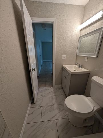 5828 3RD STREET E, Bradenton, FL 34203