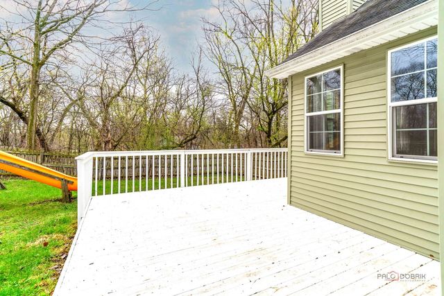 40431 N Fairview Street, Antioch, IL 60002