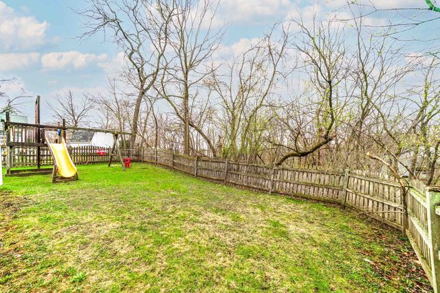 40431 N Fairview Street, Antioch, IL 60002