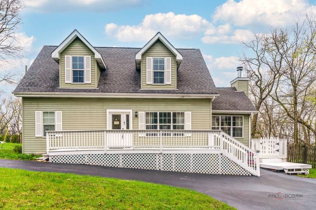 40431 N Fairview Street, Antioch, IL 60002