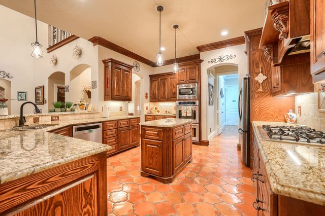 768 Windsong Lane, Rockwall, TX 75032