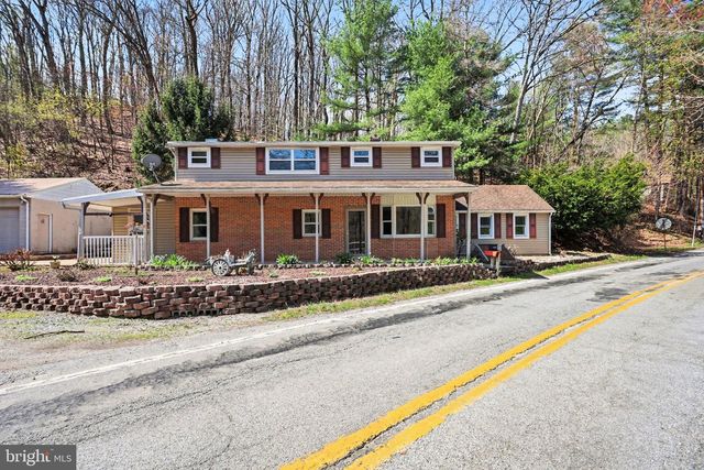 6381 GLATFELTERS STATION RD, Seven Valleys, PA 17360