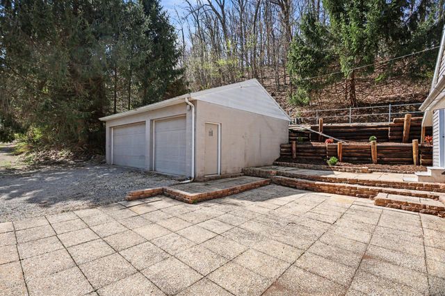6381 GLATFELTERS STATION RD, Seven Valleys, PA 17360