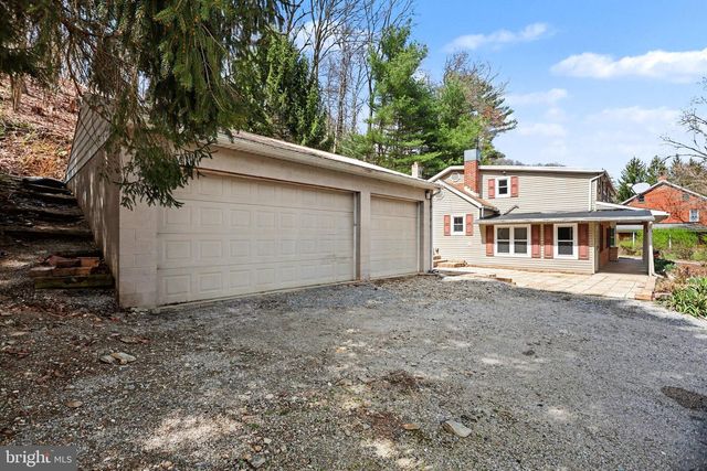6381 GLATFELTERS STATION RD, Seven Valleys, PA 17360