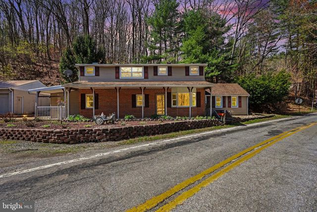 6381 GLATFELTERS STATION RD, Seven Valleys, PA 17360