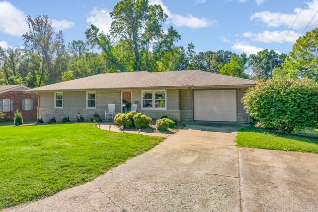 302 Depot St, E, Greenville, KY 42345