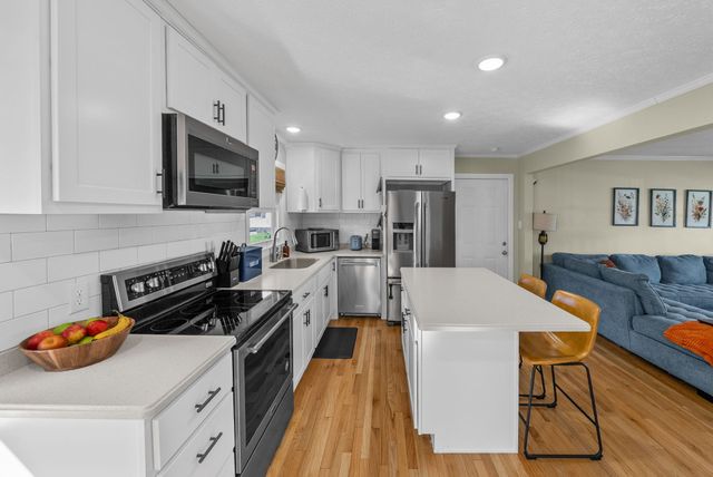 302 Depot St, E, Greenville, KY 42345