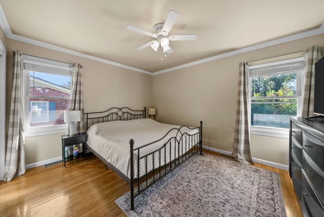 302 Depot St, E, Greenville, KY 42345