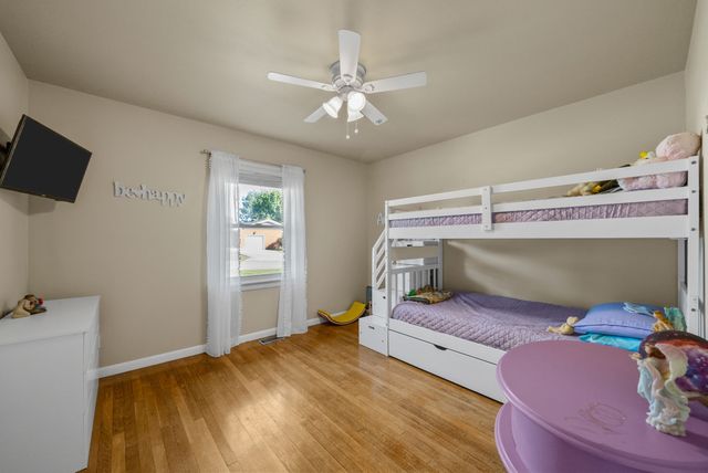 302 Depot St, E, Greenville, KY 42345