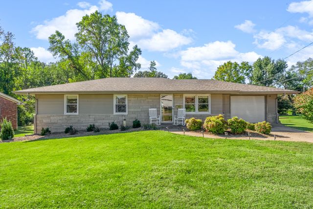 302 Depot St, E, Greenville, KY 42345