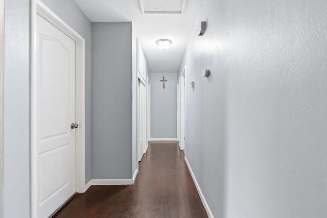 1322 Carver, Modesto, CA 95350