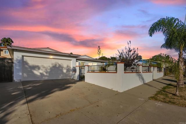 4062 Lewis St, Oceanside, CA 92056
