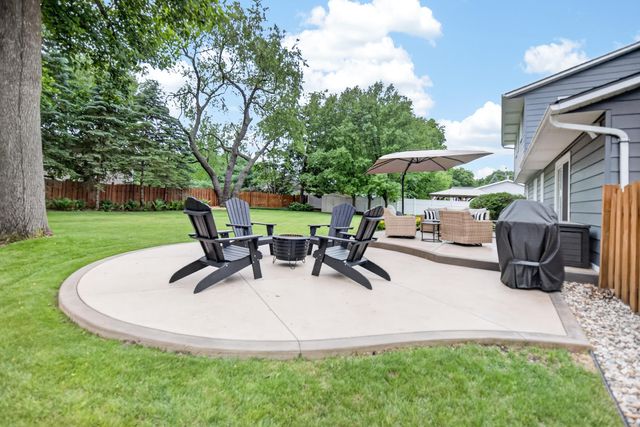 5141 Lewsinda Avenue, Kalamazoo, MI 49009