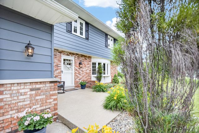 5141 Lewsinda Avenue, Kalamazoo, MI 49009