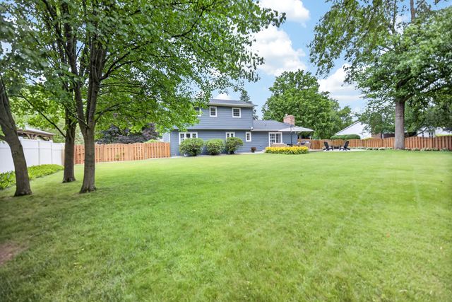 5141 Lewsinda Avenue, Kalamazoo, MI 49009