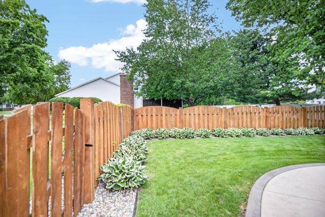 5141 Lewsinda Avenue, Kalamazoo, MI 49009