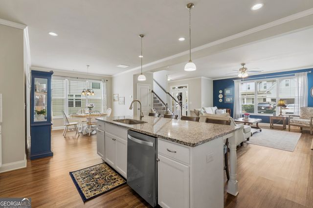 5200 Parkwood Drive, Flowery Branch, GA 30542