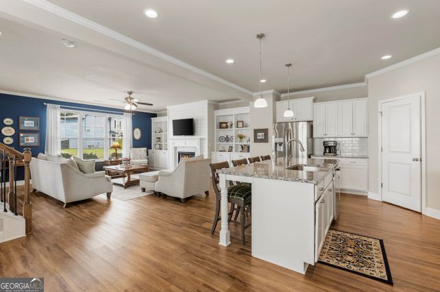 5200 Parkwood Drive, Flowery Branch, GA 30542