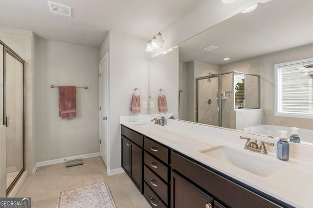 5200 Parkwood Drive, Flowery Branch, GA 30542