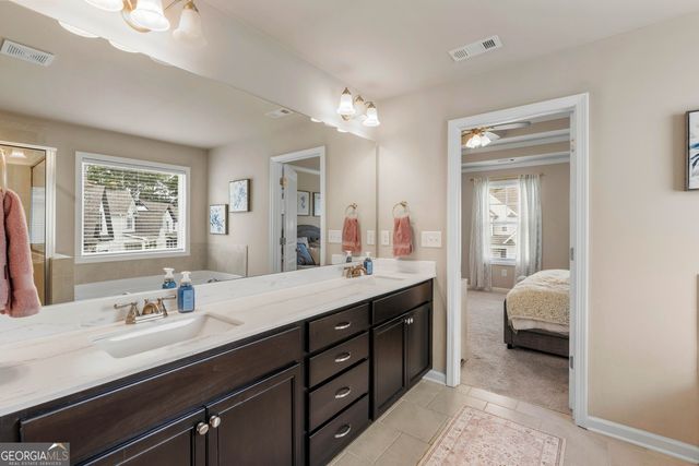 5200 Parkwood Drive, Flowery Branch, GA 30542
