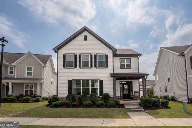5200 Parkwood Drive, Flowery Branch, GA 30542