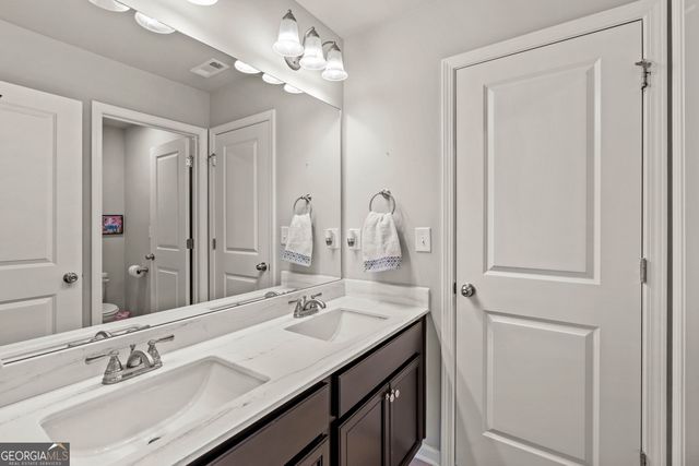 5200 Parkwood Drive, Flowery Branch, GA 30542