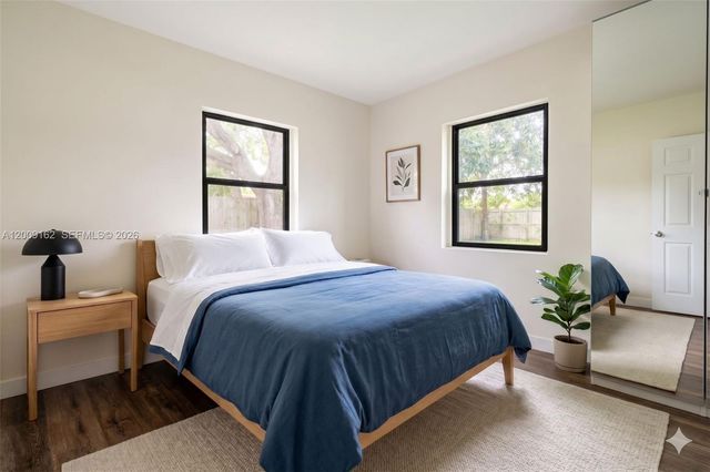 1030 NW 141st St, Miami, FL 33168